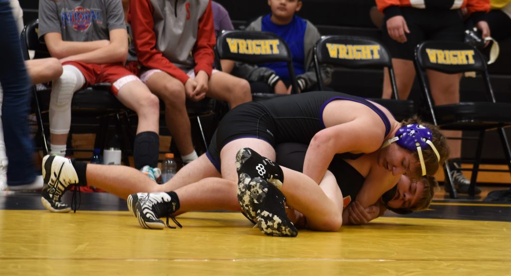 Zach Tonsager working a pin in Wright, WY